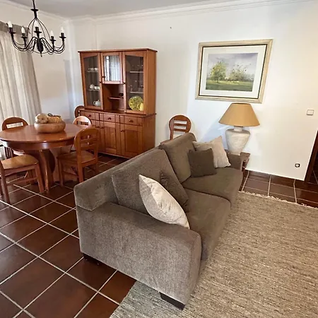 Azenhas Apartment