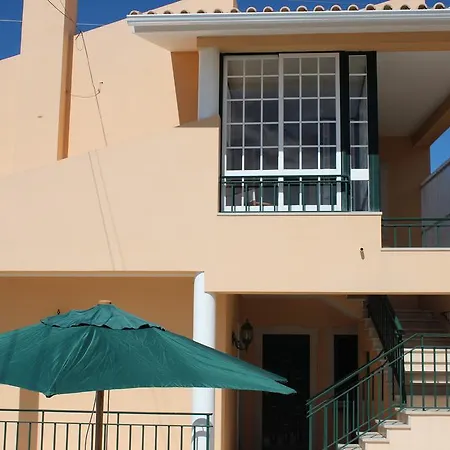 Azenhas Apartment Colares